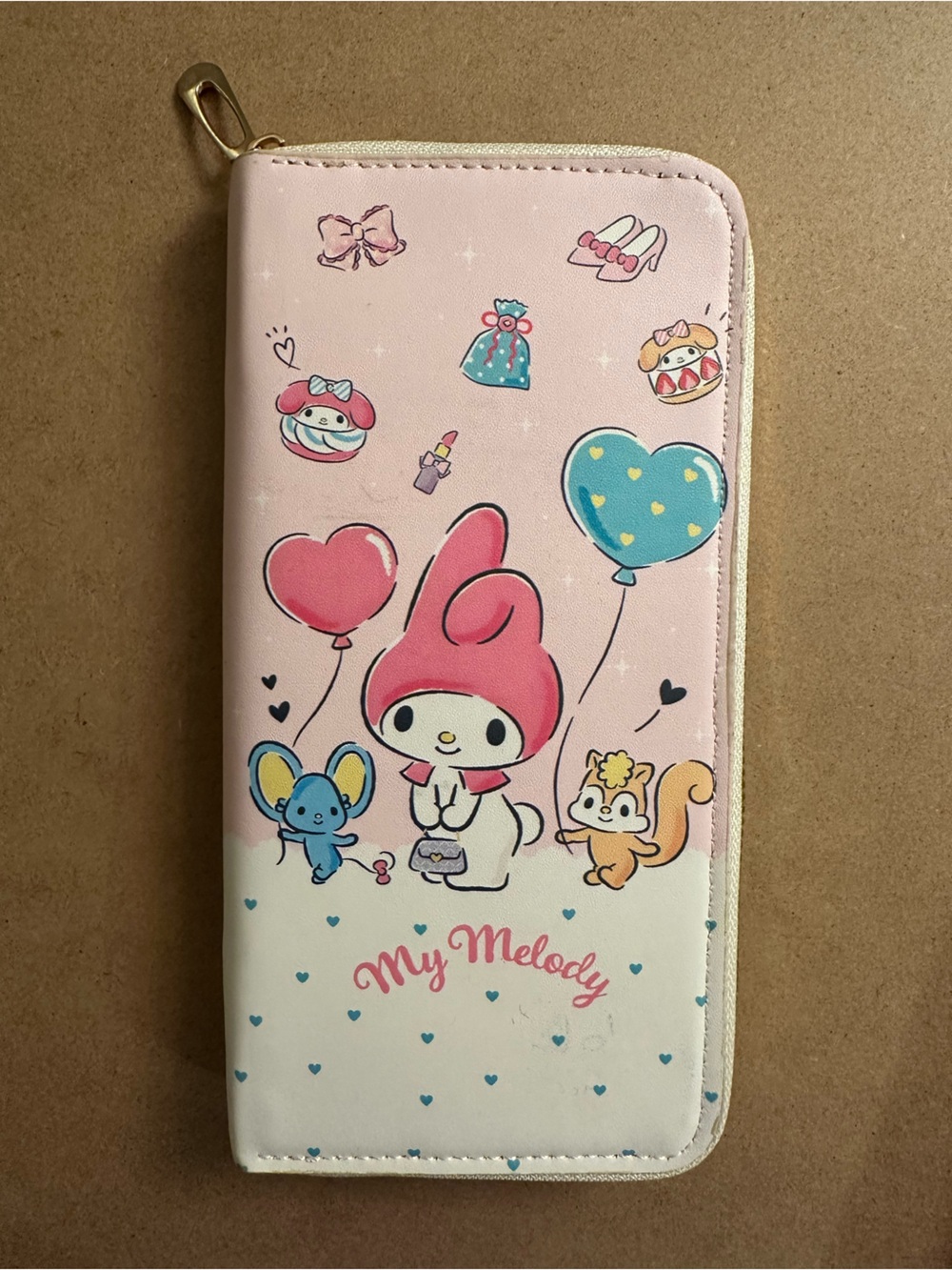 Character Pink and White Zip Wallet
Buy 1 get 1 50% off
NWOT